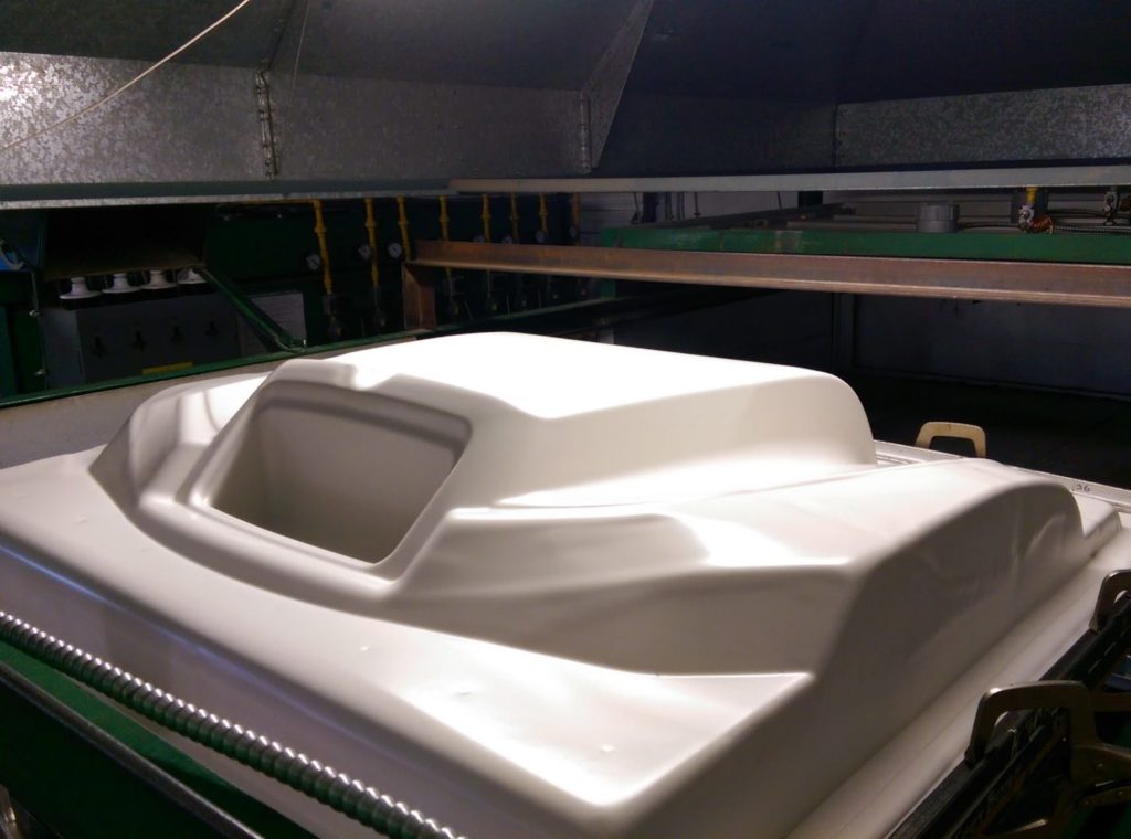 VacuumformedTPO CANUS Plastics Inc.